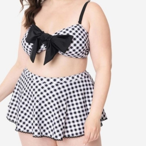 Black & White Gingham Bow Bikini Top - Picture 3 of 4